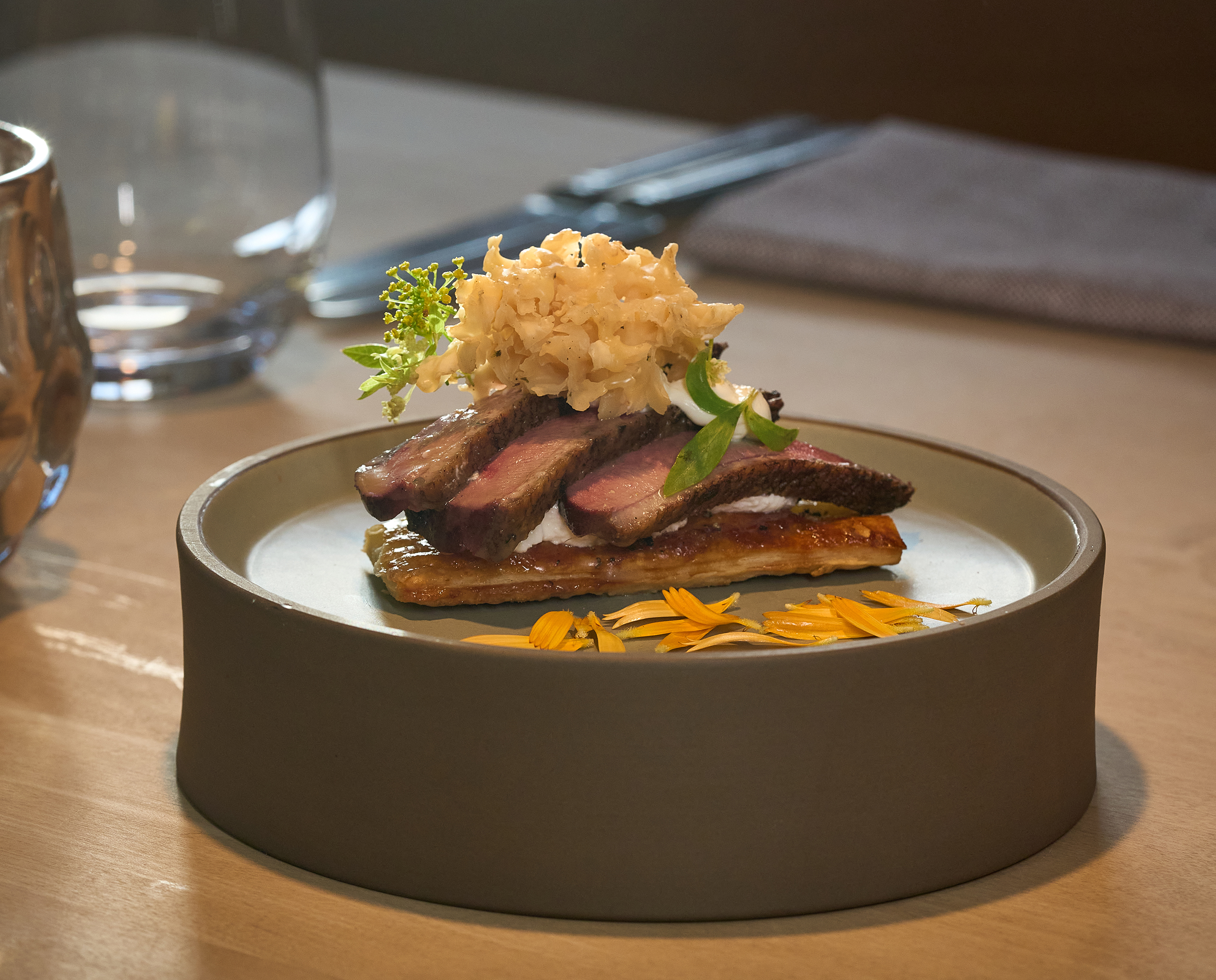 Ente mit Blätterteig im Gasthaus Hofmann in Schindelsee 